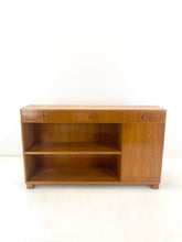 Afbeelding in Gallery-weergave laden, Zweeds Vintage Dressoir, Svensk Möbelindustri