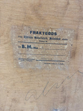 Afbeelding in Gallery-weergave laden, Berken Bijzettafel