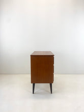 Afbeelding in Gallery-weergave laden, Kleine Teak Ladekast