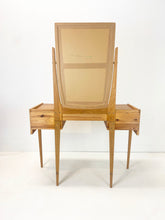 Afbeelding in Gallery-weergave laden, Teak Kaptafel uit Zweden