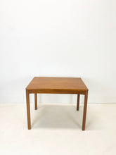 Afbeelding in Gallery-weergave laden, Teak Bijzettafel