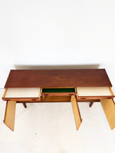 Afbeelding in Gallery-weergave laden, Ulferts Vintage Sideboard / Dressoir