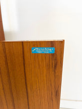 Load image into Gallery viewer, Skaraborgs Möbelindustri Vintage Wandkast