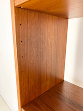 Load image into Gallery viewer, Skaraborgs Möbelindustri Vintage Wandkast