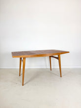 Afbeelding in Gallery-weergave laden, Teak Eettafel uit Zweden