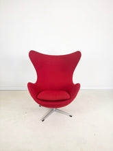 Afbeelding in Gallery-weergave laden, Vintage Egg Chair, Arne Jacobsen voor Fritz Hansen
