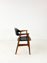 Afbeelding in Gallery-weergave laden, Black Leather Chair