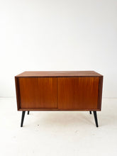 Load image into Gallery viewer, Vintage Teak Schuifdeurkast