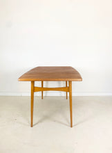 Afbeelding in Gallery-weergave laden, Teak Eettafel uit Zweden
