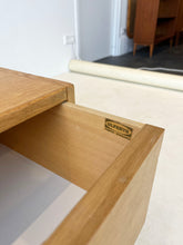 Afbeelding in Gallery-weergave laden, Laag tv-meubel / Ladekast, Ulferts