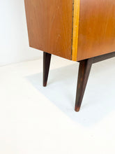 Afbeelding in Gallery-weergave laden, Scandinavisch Teak Dressoir