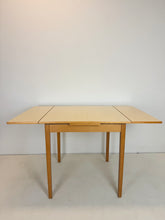 Afbeelding in Gallery-weergave laden, Edsbyverken Tafel