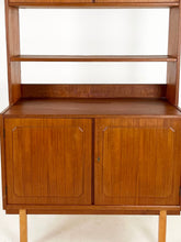 Afbeelding in Gallery-weergave laden, Teak Buffetkast