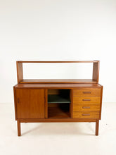 Afbeelding in Gallery-weergave laden, Scandinavische Opbergkast / Boekenkast