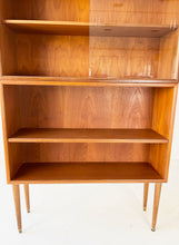 Afbeelding in Gallery-weergave laden, Vintage Vitrinehkastje