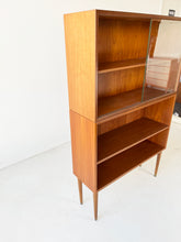 Afbeelding in Gallery-weergave laden, Vintage Vitrinehkastje