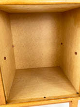 Afbeelding in Gallery-weergave laden, Vintage Scandinavische Wandmeubel