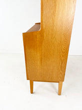 Afbeelding in Gallery-weergave laden, Vintage Scandinavische Wandmeubel