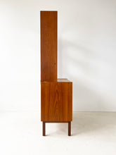 Afbeelding in Gallery-weergave laden, Scandinavische Vintage Boekenkast / Wandkast