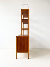 Afbeelding in Gallery-weergave laden, Bodafors Teak Boekenkast (sold separately)