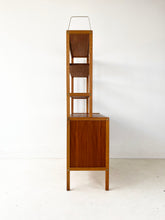 Afbeelding in Gallery-weergave laden, Bodafors Teak Boekenkast (sold separately)