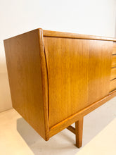 Afbeelding in Gallery-weergave laden, Erik Wørts Eiken Dressoir