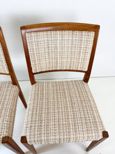 Afbeelding in Gallery-weergave laden, Teak Stoelen (set van 4)