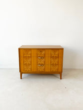Afbeelding in Gallery-weergave laden, Vintage Ladekast uit Zweden
