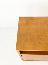 Afbeelding in Gallery-weergave laden, Zweeds Vintage Nachtkastje