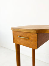 Afbeelding in Gallery-weergave laden, Vintage Kaptafel