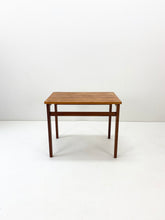 Afbeelding in Gallery-weergave laden, Teak Bijzettafel