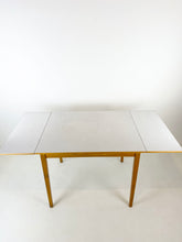 Afbeelding in Gallery-weergave laden, Vintage 'Edsbyverken' Tafel