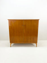 Afbeelding in Gallery-weergave laden, Hoog Dressoir