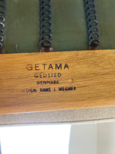 Afbeelding in Gallery-weergave laden, Hans Wegner GE-240 Leunstoel & Ottoman