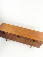 Afbeelding in Gallery-weergave laden, Mid-century Dressoir
