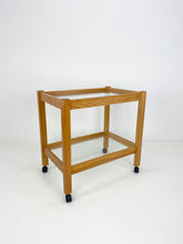 Afbeelding in Gallery-weergave laden, Tafel Op Wielen