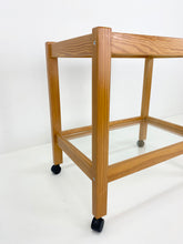 Afbeelding in Gallery-weergave laden, Tafel Op Wielen