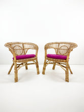 Afbeelding in Gallery-weergave laden, Rotan Vintage Stoelen (set van 2)