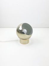 Afbeelding in Gallery-weergave laden, Hemi Vintage Lamp