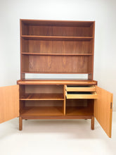 Afbeelding in Gallery-weergave laden, Teak Boekenkast / Wandkast / Keukenkast