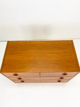 Afbeelding in Gallery-weergave laden, Teak Nachtkast / Ladekast