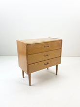 Afbeelding in Gallery-weergave laden, Eiken Vintage Ladekast