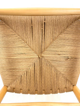 Afbeelding in Gallery-weergave laden, Hans J. Wegner J16 Vintage Schommelstoel