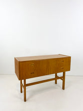 Afbeelding in Gallery-weergave laden, Vintage Kastje