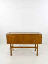 Afbeelding in Gallery-weergave laden, Vintage Kastje