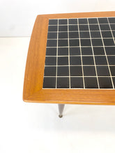 Afbeelding in Gallery-weergave laden, Betegelde Salontafel