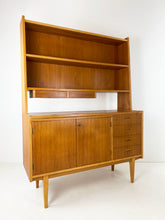 Afbeelding in Gallery-weergave laden, Teak Wandkast