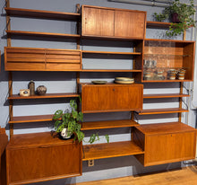 Afbeelding in Gallery-weergave laden, Poul Cadovius, Royal System, Wandsysteem
