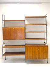 Afbeelding in Gallery-weergave laden, Teak Wall System by Hilker
