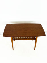 Afbeelding in Gallery-weergave laden, Vintage Teak Salontafel
